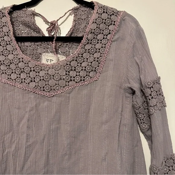 Free People FP One lavender boho blouse size S - Picture 2 of 5